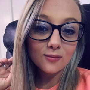 Meet your Posher, Katrina